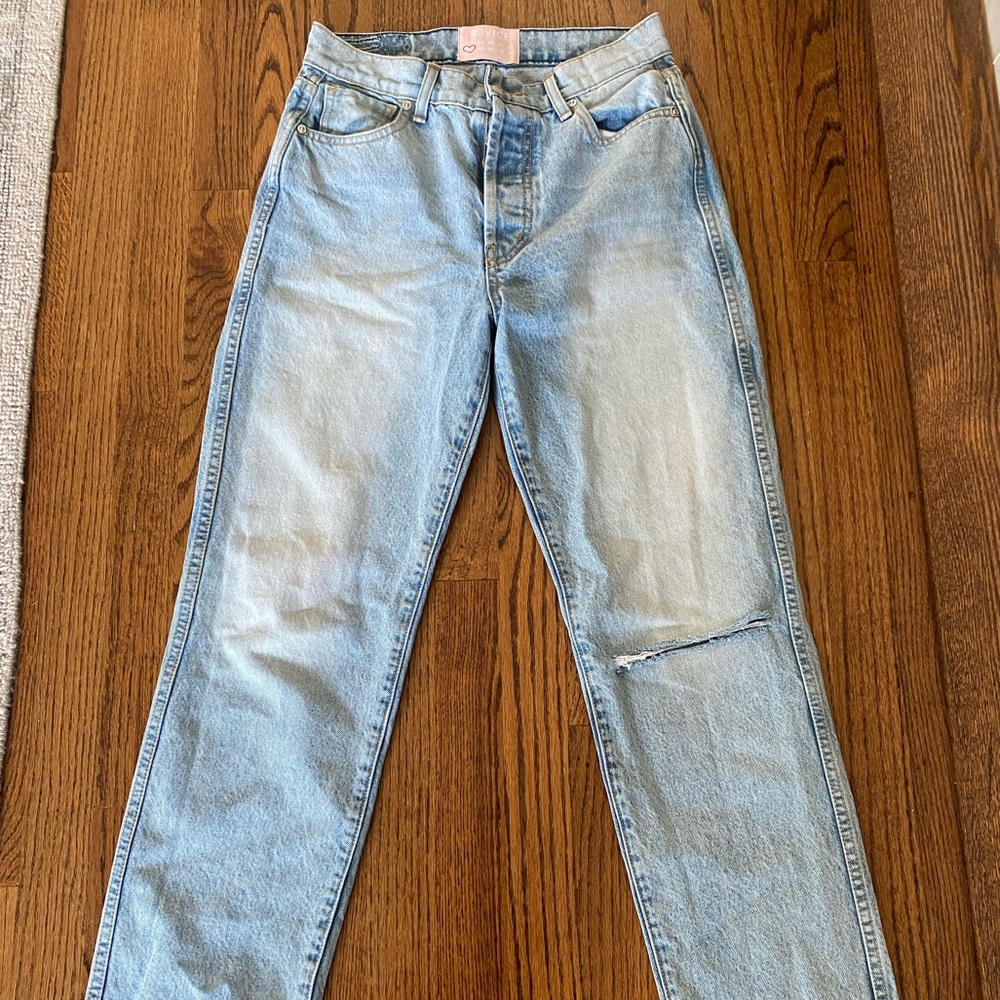 Revice Denim Jeans (ONLY WORN ONCE) 
“EX-BOYFRIEND/PLAYER ONE WASH”
Size: 28